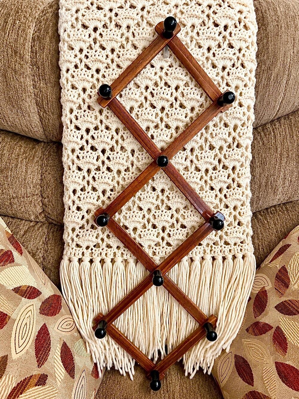 Solid Wood Accordion Rack Black Pegs